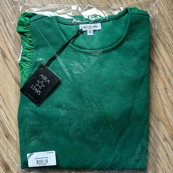 Green Puffer Woven Sleeve Mini Dress NWT Size Small - Picture 2 of 5